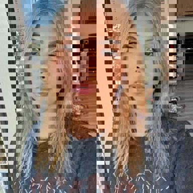 Hayley Kiyoko photo 9