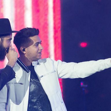 Henrique e Juliano photo 46