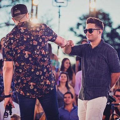 Henrique e Juliano photo 41