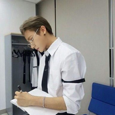 I.M (Changkyun) photo 32