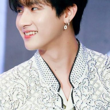 I.M (Changkyun) photo 31