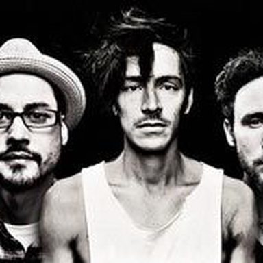 Incubus photo 18