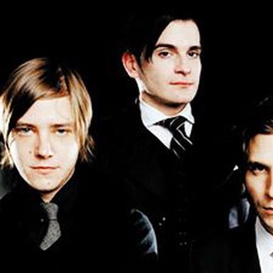 Interpol photo 33