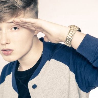Isac Elliot‎ photo 10