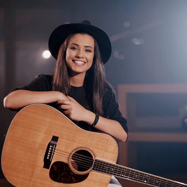 Isadora Pompeo photo 13