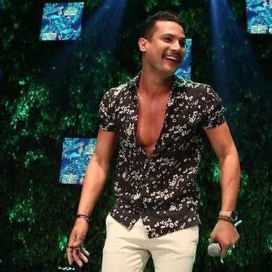 Israel Novaes photo 14