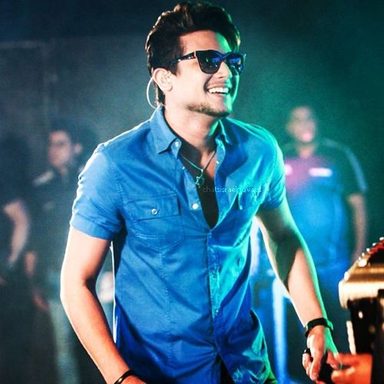 Israel Novaes photo 18