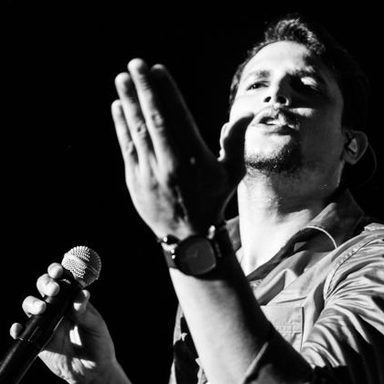 Israel Novaes photo 20