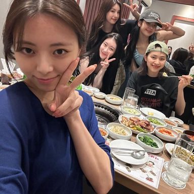 ITZY photo 29