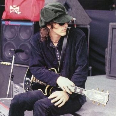 Izzy Stradlin