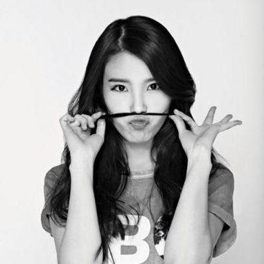 IU photo 22