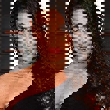 Idina Menzel photo 11