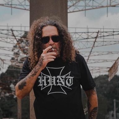 Jão e a Decadente Família Brasileira