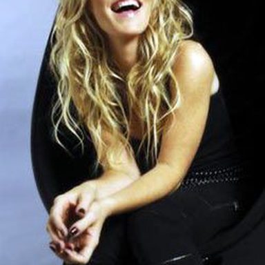 Jennifer Paige