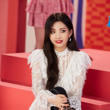 Jeon Soyeon photo 19