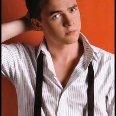 Jesse McCartney photo 89