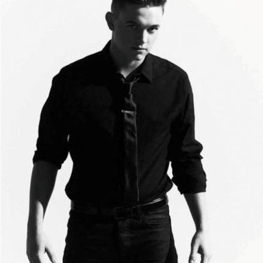 Jesse McCartney photo 62