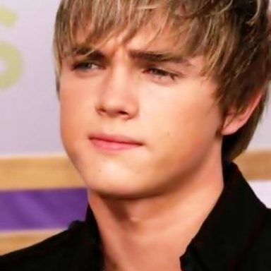 Jesse McCartney photo 88