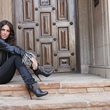 Jessica Lowndes photo 19