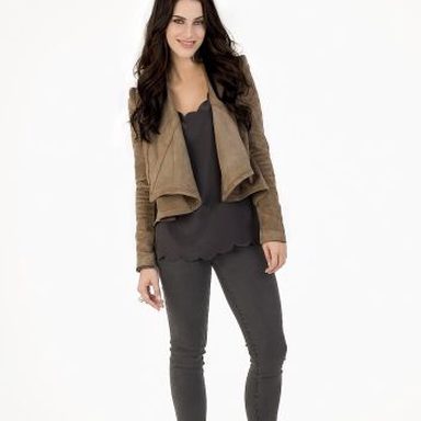 Jessica Lowndes photo 9