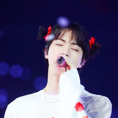 Jin (BTS) photo 12