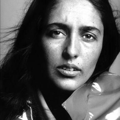 Joan Baez photo 13