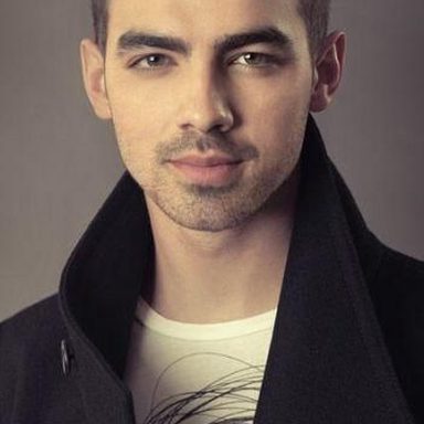 Joe Jonas photo 10