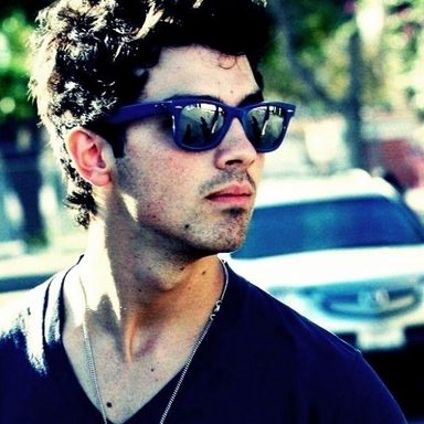 Joe Jonas photo 24
