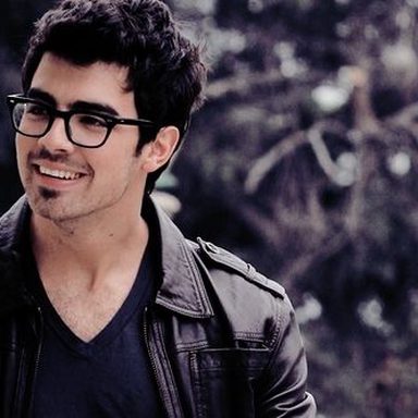 Joe Jonas photo 58
