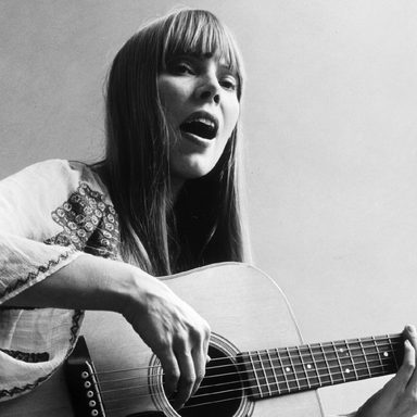 Joni Mitchell photo 37