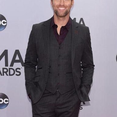 Josh Turner photo 9