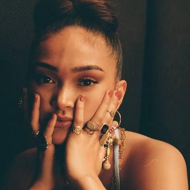 Joy Crookes photo 10