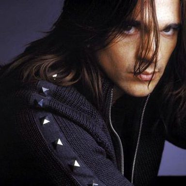 Juanes photo 26