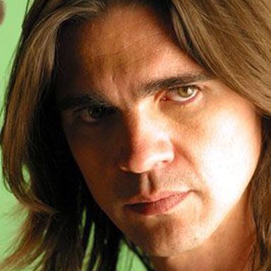 Juanes photo 14