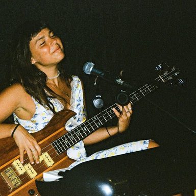 Julia Mestre
