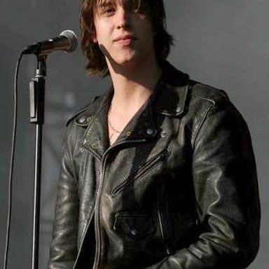 Julian Casablancas photo 33