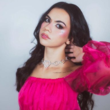 Juliah photo 19