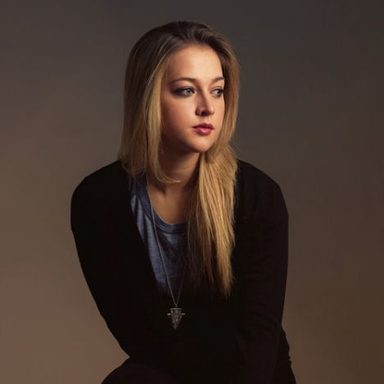Julia Sheer