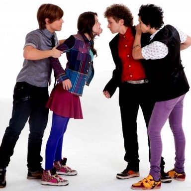 Julie e Os Fantasmas (Nickelodeon Brasil) photo 11