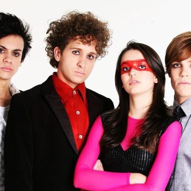 Julie e Os Fantasmas (Nickelodeon Brasil) photo 13