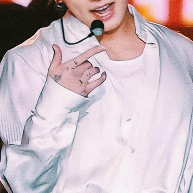 Jungkook (BTS) photo 38