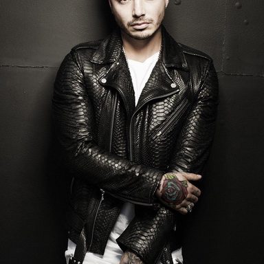 J Balvin photo 50