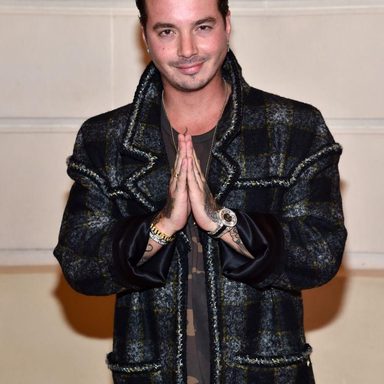 J Balvin photo 30