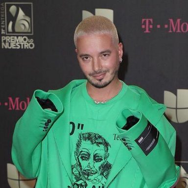 J Balvin photo 43
