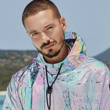 J Balvin photo 23