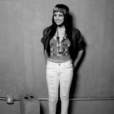 Jasmine Villegas photo 23