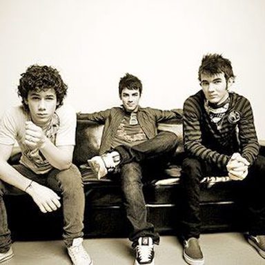Jonas Brothers photo 210