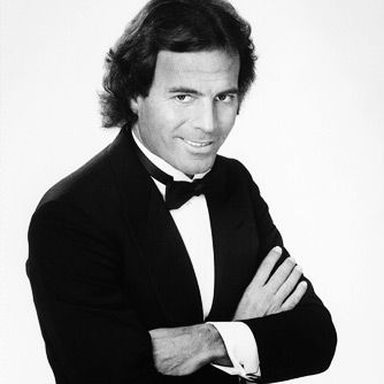 Julio Iglesias photo 14
