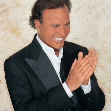 Julio Iglesias photo 11