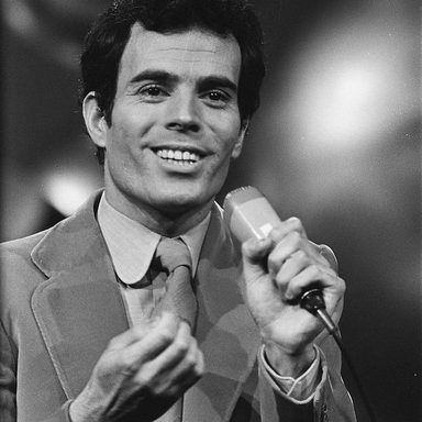 Julio Iglesias